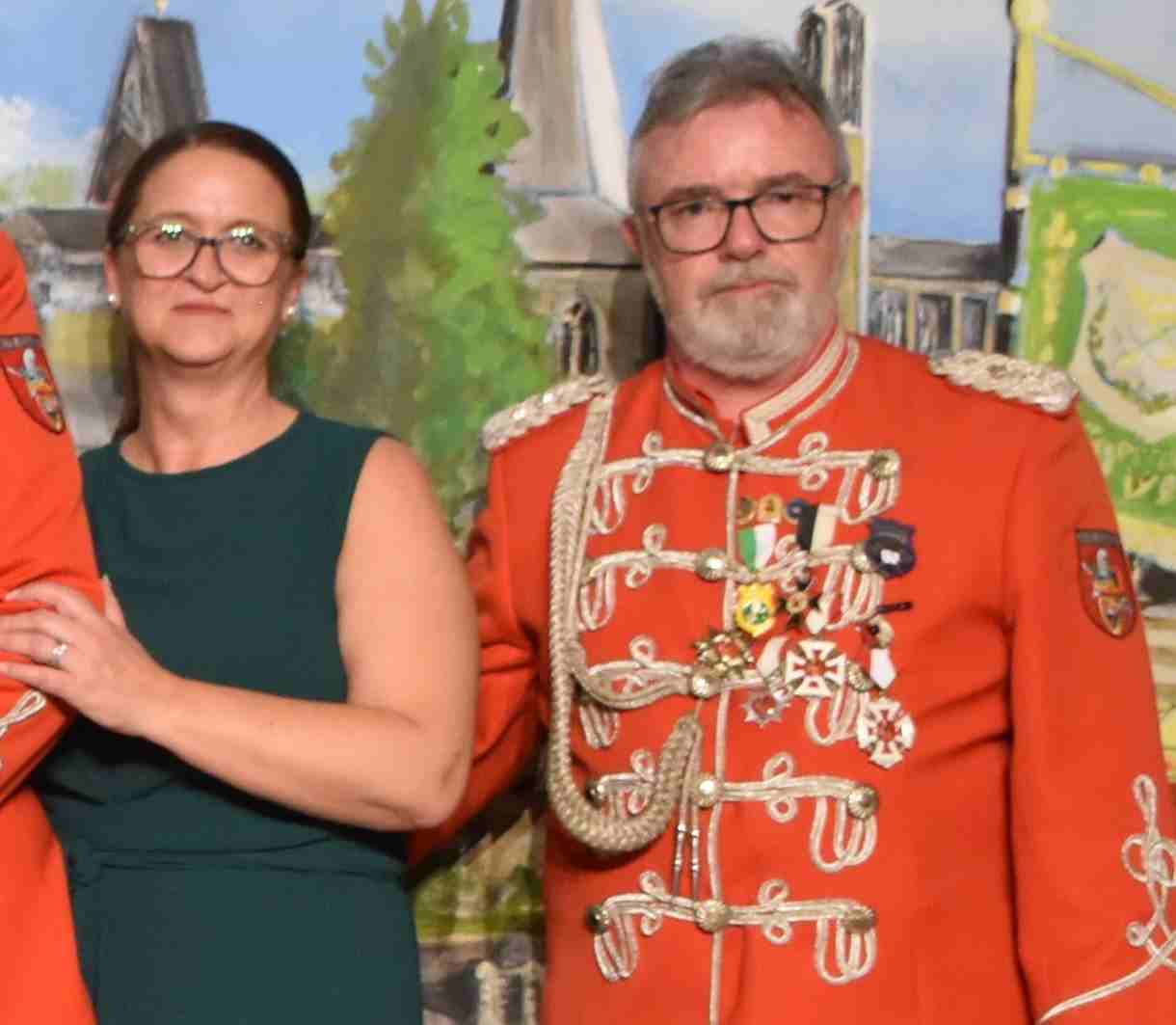Wolfgang von Danwitz und Nina Koekelkoren }}